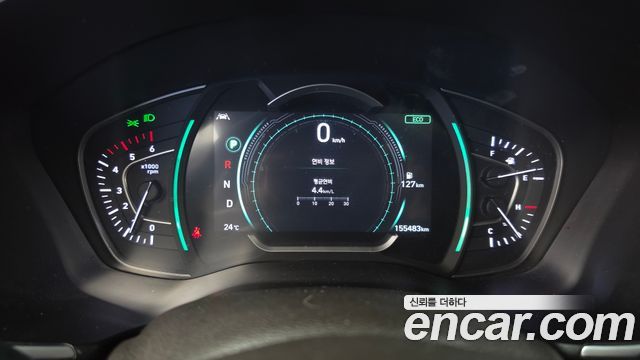 Hyundai Santafe 2019 — photo 11