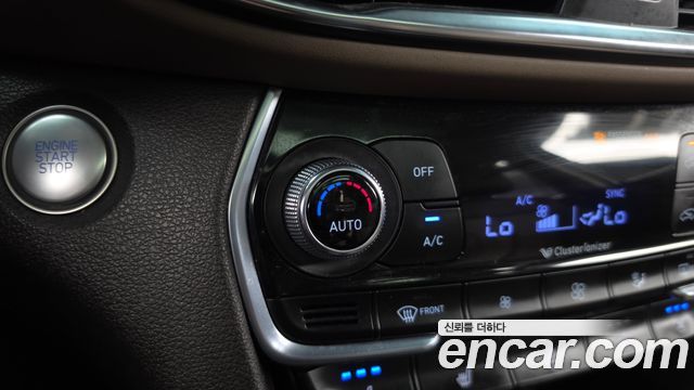Hyundai Santafe 2019 — photo 26