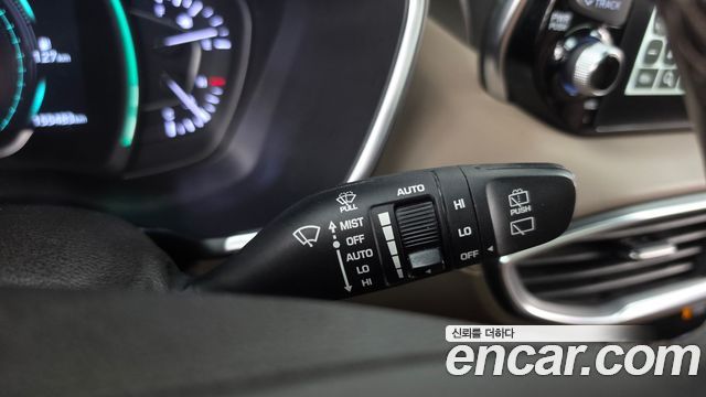 Hyundai Santafe 2019 — photo 28