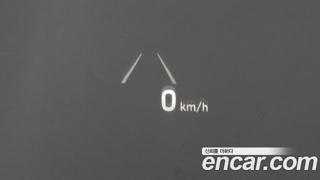 Hyundai Santafe 2019 — photo 32
