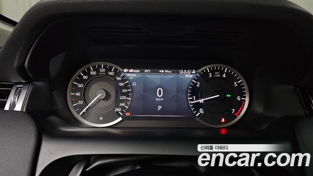 Land Rover Discovery Sport 2021 — photo 11