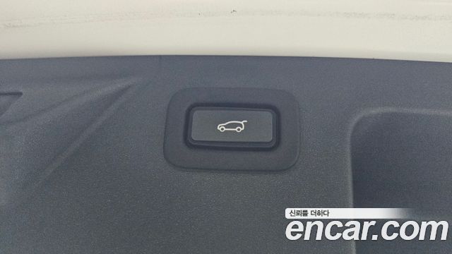 Land Rover Discovery Sport 2021 — photo 25