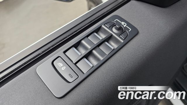 Land Rover Discovery Sport 2021 — photo 35