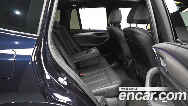 BMW X3 2021 — photo 17