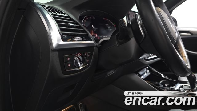 BMW X3 2021 — photo 29