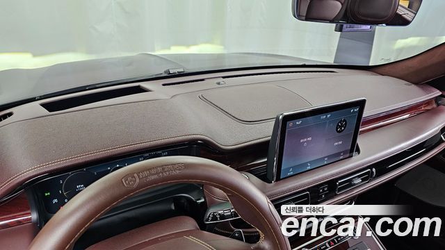 Lincoln Aviator 2021 — photo 21