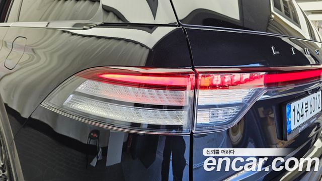 Lincoln Aviator 2021 — photo 9