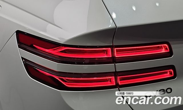 Genesis GV80 2025 — photo 9