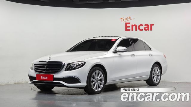 Mercedes-Benz E-Class 2019 — photo 1