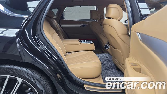 Genesis G80 2027 — photo 17