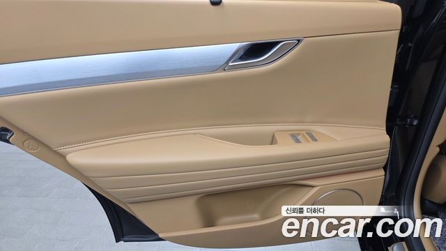 Genesis G80 2027 — photo 15