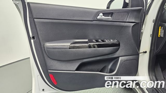 Kia Sportage 2017 — photo 14