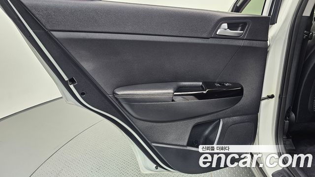 Kia Sportage 2017 — photo 15