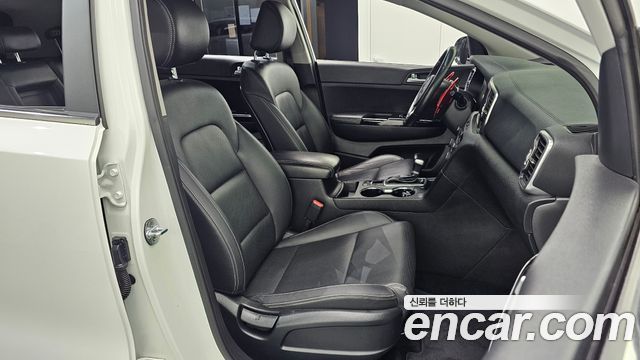 Kia Sportage 2017 — photo 16