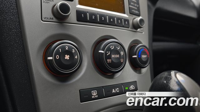 Kia Carens 2009 — photo 23