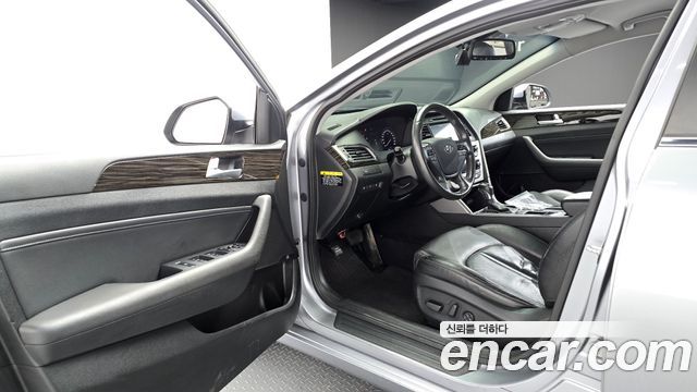 Hyundai Sonata 2016 — photo 10