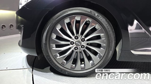Genesis EQ900 2016 — photo 5