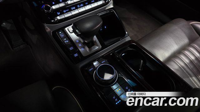 Genesis EQ900 2016 — photo 9