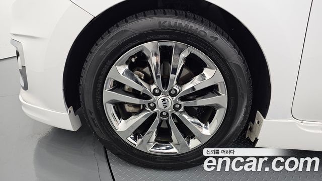 Kia Canival 2018 — photo 5