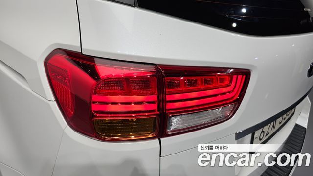 Kia Canival 2018 — photo 9