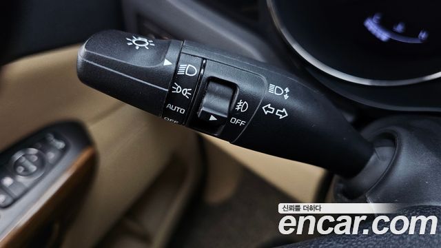 Kia Canival 2018 — photo 33
