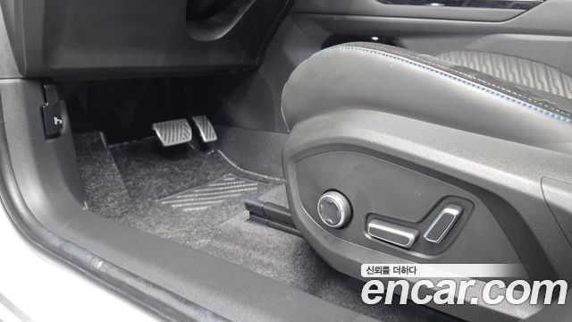 Renault Korea Grand Koleos 2025 — photo 30