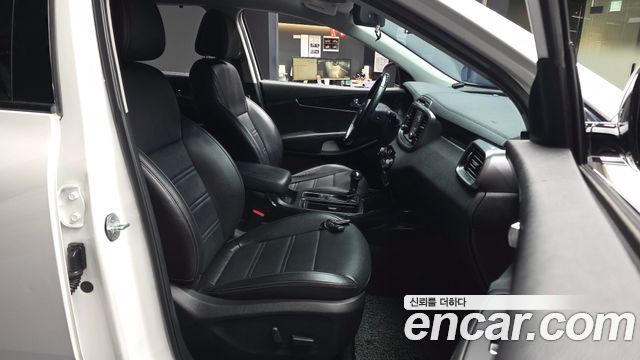 Kia Sorento 2015 — photo 17