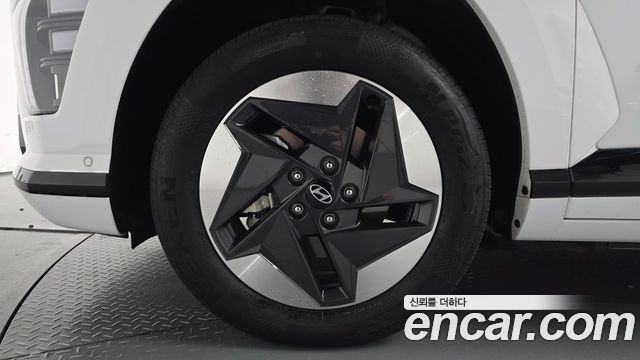 Hyundai Kona 2025 — photo 5