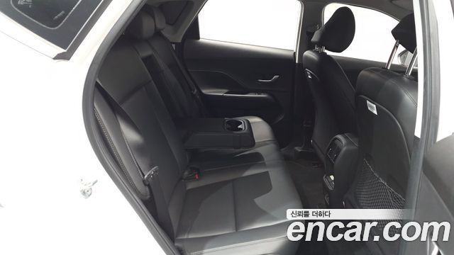 Hyundai Kona 2025 — photo 18