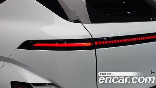 Hyundai Kona 2025 — photo 9