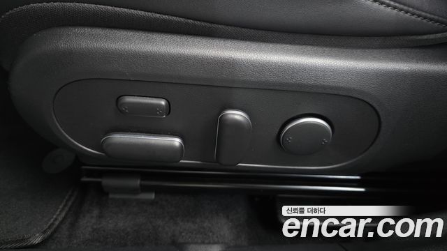 Hyundai Kona 2025 — photo 31