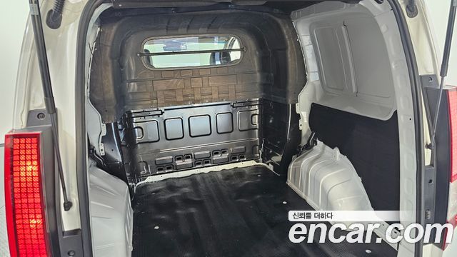 Hyundai Staria 2022 — photo 29