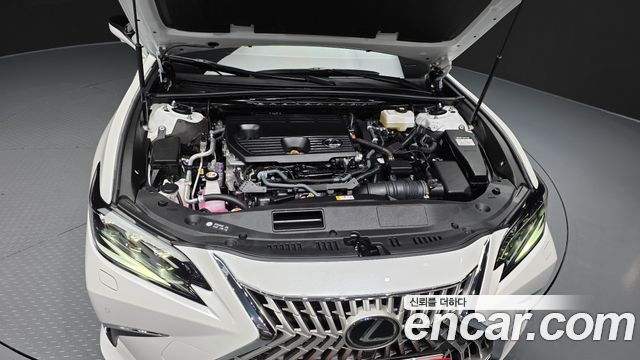 Lexus ES 2026 — photo 6