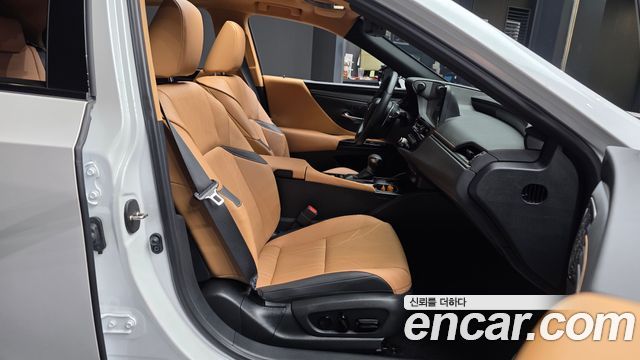Lexus ES 2026 — photo 17