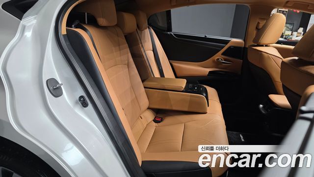 Lexus ES 2026 — photo 18
