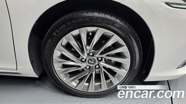 Lexus ES 2026 — photo 7