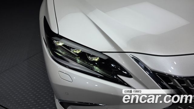 Lexus ES 2026 — photo 8
