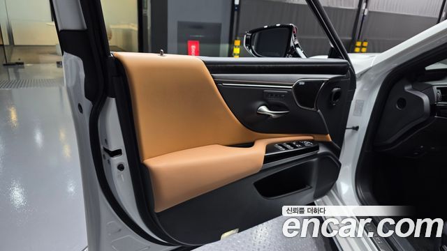 Lexus ES 2026 — photo 14