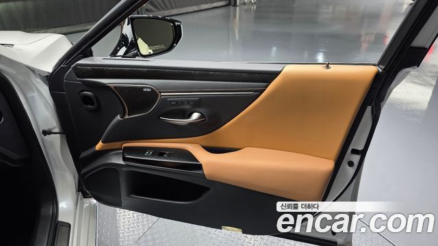 Lexus ES 2026 — photo 15