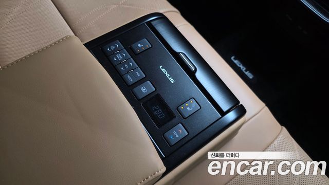 Lexus ES 2026 — photo 29