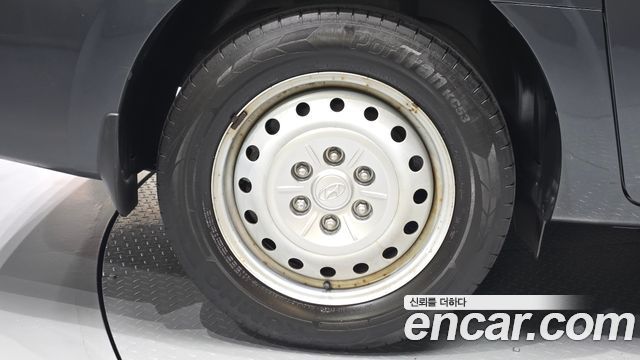 Hyundai Staria 2023 — photo 5