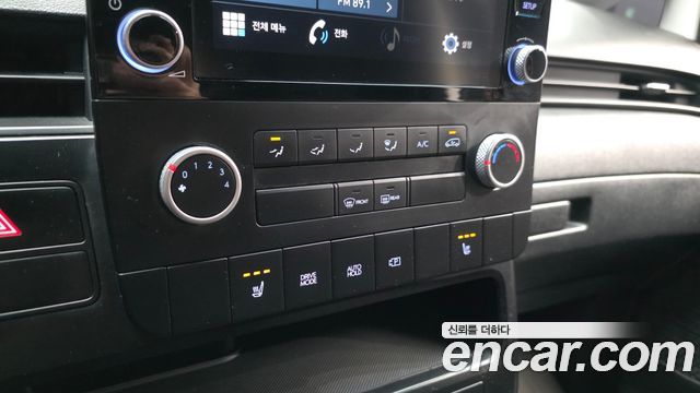 Hyundai Staria 2023 — photo 21