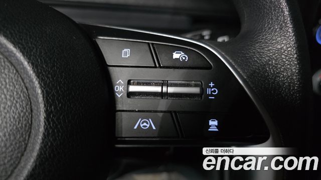 Hyundai Staria 2023 — photo 28