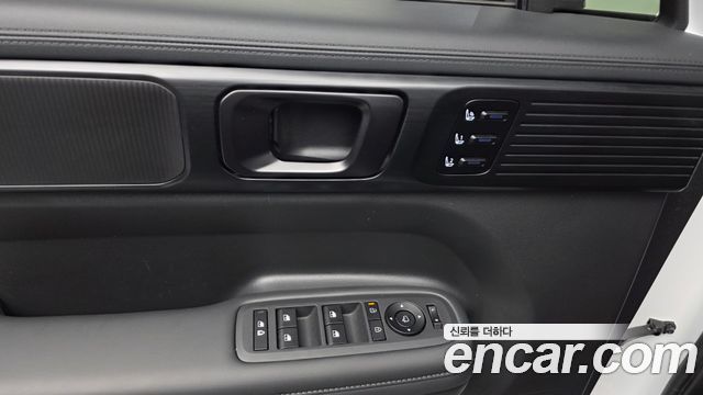 Hyundai Santafe 2024 — photo 29