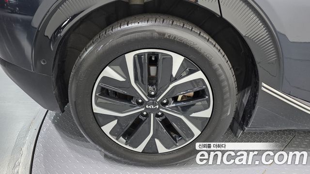 Kia EV6 2022 — photo 5
