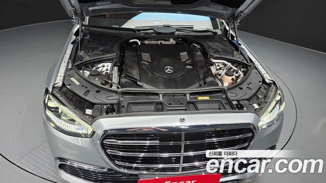 Mercedes-Benz S-Class 2021 — photo 6
