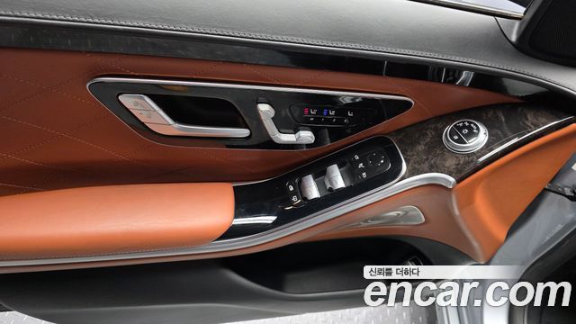 Mercedes-Benz S-Class 2021 — photo 30