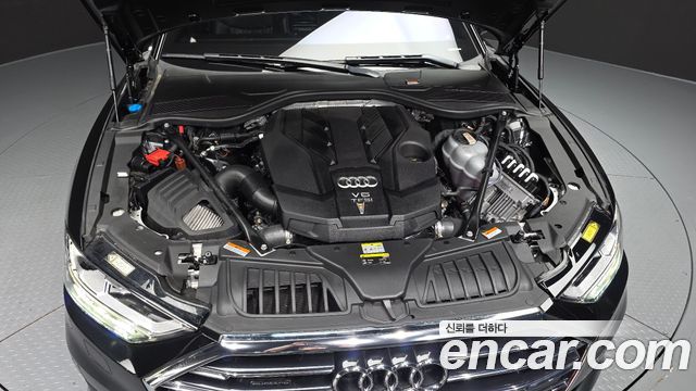 Audi A8 2021 — photo 6
