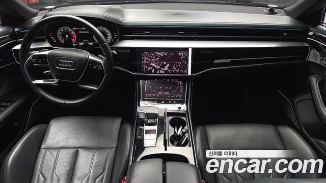 Audi A8 2021 — photo 10