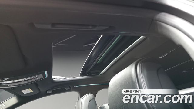 Audi A8 2021 — photo 24